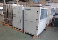 Air cooled scroll chiller